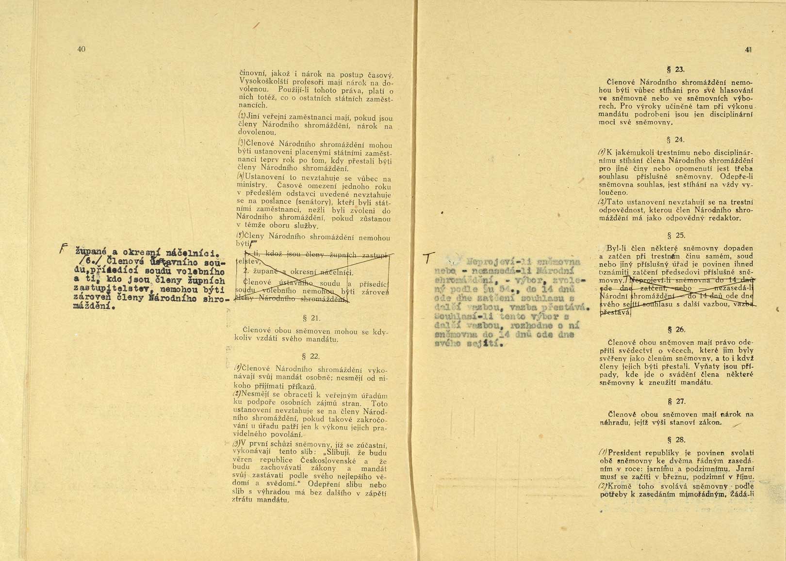 Originál ústavy publikované ve Sbírce zákonů a nařízení pod č. 121, 29. 2. 1920