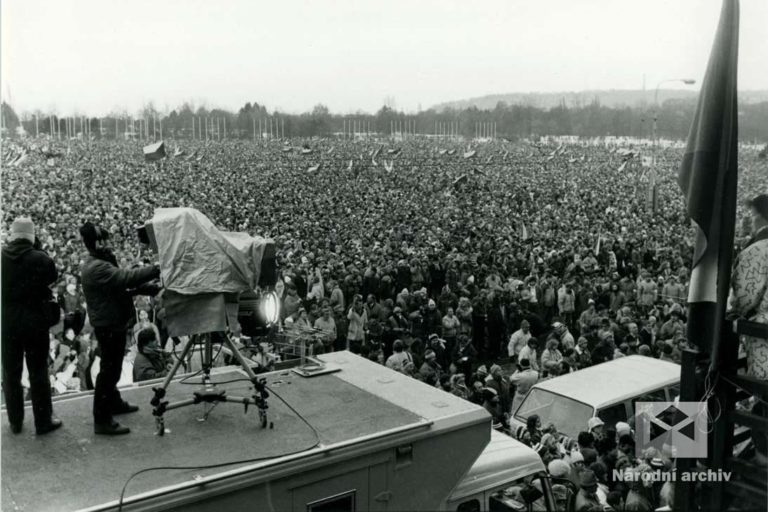 Demonstrace 1989, Praha, NA, Sb. FSČF – archiv