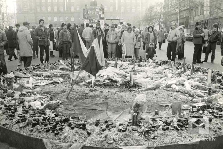 Demonstrace 1989, Praha, NA, Sb. FSČF – archiv