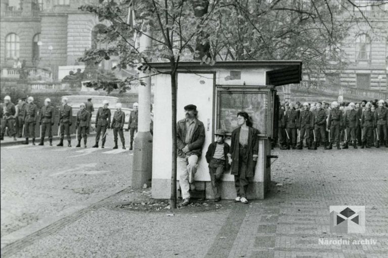 Demonstrace 1989, Praha, NA, NAD1362, foto: Tomáš Javůrek