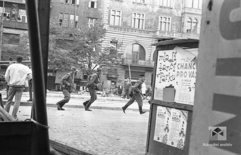 Sbírka 1968, foto: Okky Offerhaus