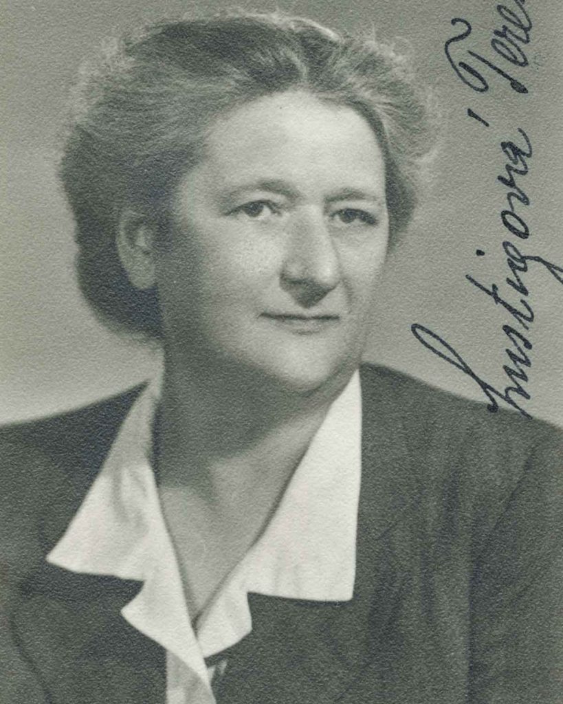 Poválečná fotografie Terezie Lustigové, f. PŘ Praha II – VS