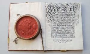 Národní archiv přijme staré rodové listiny a rukopisy do konce 19. století