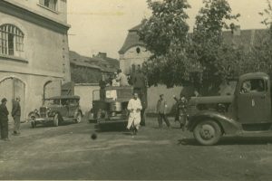 Osvobození vězni z ghetta a Malé pevnosti.