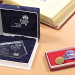 Národní archiv podepsal darovací smlouvu se Svazem českých filatelistů